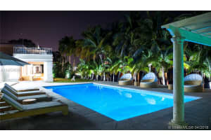 98 Lagorce Cir, Miami Beach, FL 33141, Sold 09/13/19