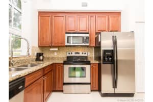 3001 NE 185th St, Aventura, FL 33180, Sold 11/28/18