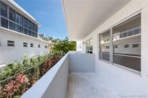 240 Collins Ave #2d, Miami Beach, FL 33139, Sold 01/11/19
