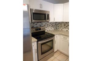 15649 SW 73rd Cir Terrace, Miami, FL 33193, Sold 05/24/18
