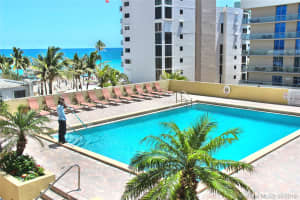 322 Buchanan St, Hollywood, FL 33019, Sold 05/31/19
