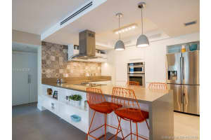 9499 Collins Ave PH 05, Surfside, FL 33154, Sold 01/28/19