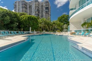 Add Building Entrance, 2127 Brickell Ave, Miami, FL 33129, Sold 09/07/18