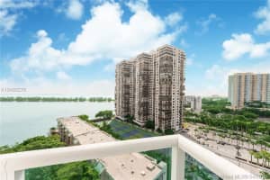 Add Building Entrance, 2127 Brickell Ave, Miami, FL 33129, Sold 09/07/18