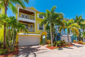528 SW Akron Ave, Stuart, FL 34994, Sold 07/18/18