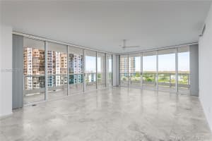 Add Building Entrance, 2127 Brickell Ave, Miami, FL 33129, Sold 10/12/18