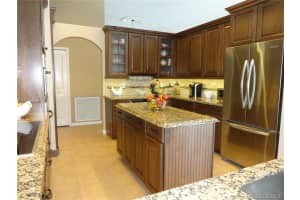 236 Landings Blvd, Weston, FL 33327, Sold 07/13/18