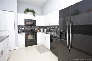 9245 W Sunrise Blvd, Plantation, FL 33322, Sold 06/12/18