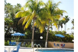 18000 NW 68th Ave #306a, Hialeah, FL 33015, Sold 06/29/18