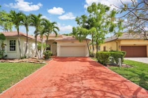 4857 NW 72nd Pl, Coconut Creek, FL 33073, Sold 10/12/18