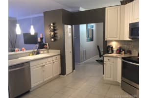 15964 SW 61st Ct, Southwest Ranches, FL 33331, Sold 06/14/18