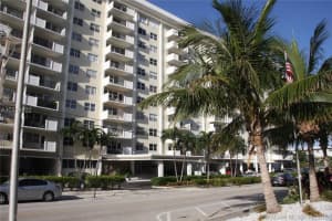 401 Golden Isles Dr, Hallandale Beach, FL 33009, Sold 06/25/18