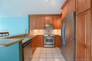 11450 SW 72nd Terrace, Miami, FL 33173, Sold 07/13/18