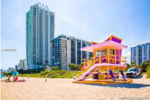 6423 Collins Ave, Miami Beach, FL 33141, Sold 08/16/18