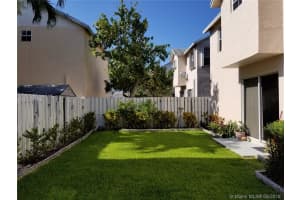 560 NW 102nd Ave, Pembroke Pines, FL 33026, Sold 07/31/18