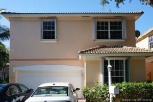 1240 Grant St, Hollywood, FL 33019, Sold 05/25/19