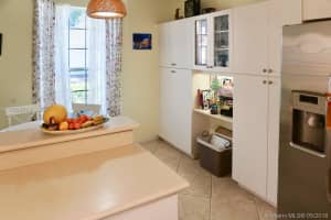 1240 Grant St, Hollywood, FL 33019, Sold 05/25/19