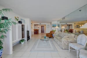 5757 Collins Ave, Miami Beach, FL 33140, Sold 03/01/19