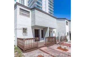 1901 NW S River Dr #11b, Miami, FL 33125, Sold 09/07/18