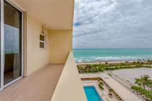 4747 Collins Ave, Miami, FL 33140, Sold 10/26/18
