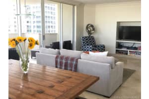 6422 Collins Ave, Miami Beach, FL 33141, Sold 01/18/19