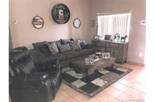 718 SE 12th Ter, Homestead, FL 33033, Sold 10/16/18