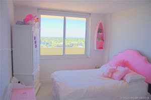 2200 NE 33rd Ave #10b, Fort Lauderdale, FL 33305, Sold 08/15/18