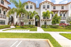 10600 NW 88th St, Doral, FL 33178, Sold 03/25/19