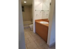 430 SE 7th St #106e, Dania Beach, FL 33004, Sold 06/20/18