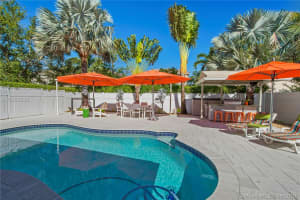 773 SW 120th Ave, Pembroke Pines, FL 33025, Sold 08/15/18