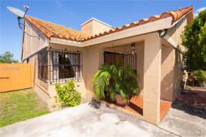 19531 Cypress Ct E, Hialeah, FL 33015, Sold 06/18/18