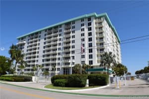 10350 W Bay Harbor Dr #3v, Miami Beach, FL 33154, Sold 08/16/18