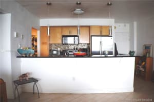 10350 W Bay Harbor Dr #3v, Miami Beach, FL 33154, Sold 08/16/18