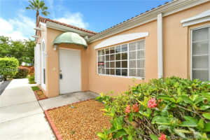 6974 NW 166 Terrace, Miami Lakes, FL 33014, Sold 08/21/18