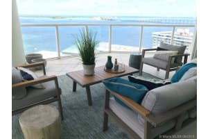 218 SE 14th St, Miami, FL 33131, Sold 12/01/18