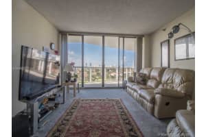 3640 Yacht Club Dr, Aventura, FL 33180, Sold 11/07/18