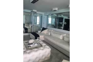 5025 Collins Ave, Miami Beach, FL 33140, Sold 08/06/18