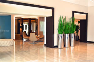 16425 Collins Ave, Sunny Isles Beach, FL 33160, Sold 01/03/19