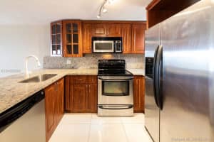 1901 NW S River Dr, Miami, FL 33125, Sold 07/09/18