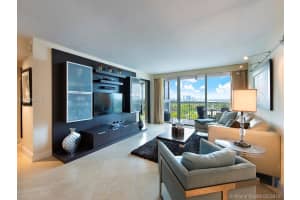 2655 Collins Ave #1012, Miami Beach, FL 33140, Sold 08/31/18