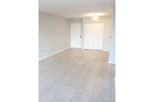 8840 Fontainebleau Blvd, Miami, FL 33172, Sold 06/14/18