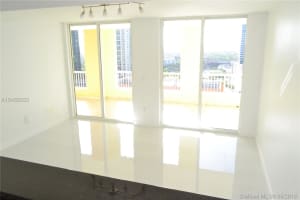 170 SE 14th St, Miami, FL 33131, Sold 01/30/20