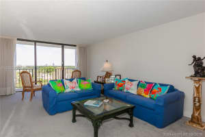 400 Leslie Dr, Hallandale Beach, FL 33009, Sold 11/07/18