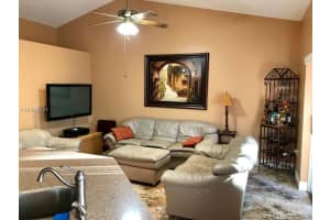 10070 NW 3rd St, Plantation, FL 33324, Sold 06/28/18