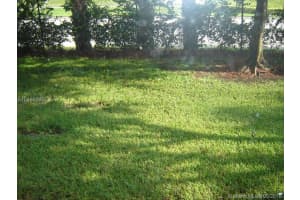 8657 N Southgate Shores Cir, Tamarac, FL 33321, Sold 07/17/18