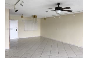 471 Ives Dairy Rd, Miami, FL 33179, Sold 01/17/19