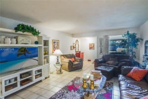 1315 N 15th Ave, Hollywood, FL 33020, Sold 07/03/18