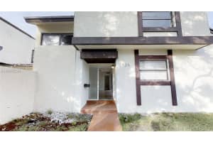 535 NW 99th Pl, Miami, FL 33172, Sold 07/24/18