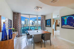 300 South Pointe Dr, Miami Beach, FL 33139, Sold 10/26/18
