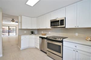 2029 N Ocean Blvd, Fort Lauderdale, FL 33305, Sold 07/16/18